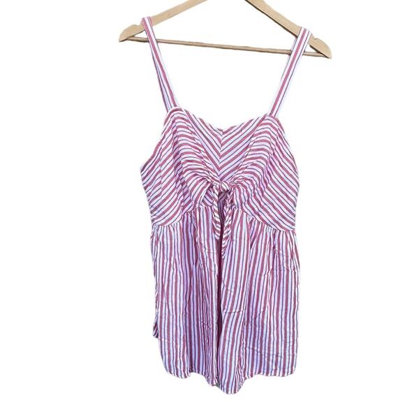 Isabel Maternity by Ingrid red & white flowy blouse size large - Picture 8 of 8